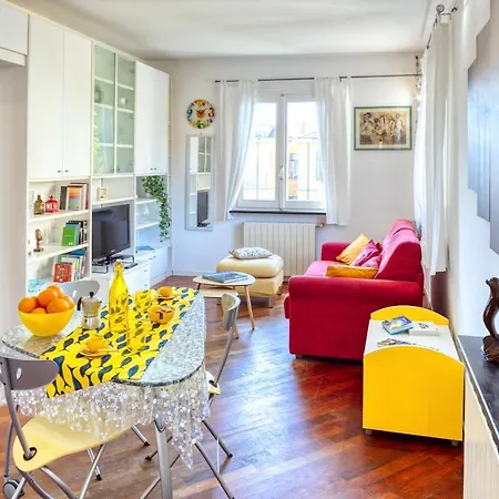 Lejlighed Raffaella House *