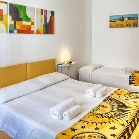 Raffaella House Apartment